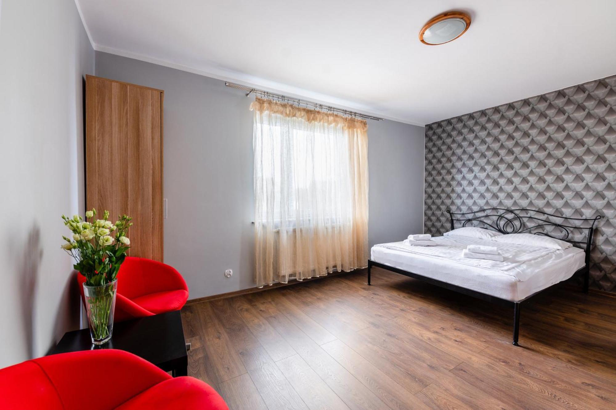 Sleep&Go Bed & Breakfast Lubliniec Bagian luar foto