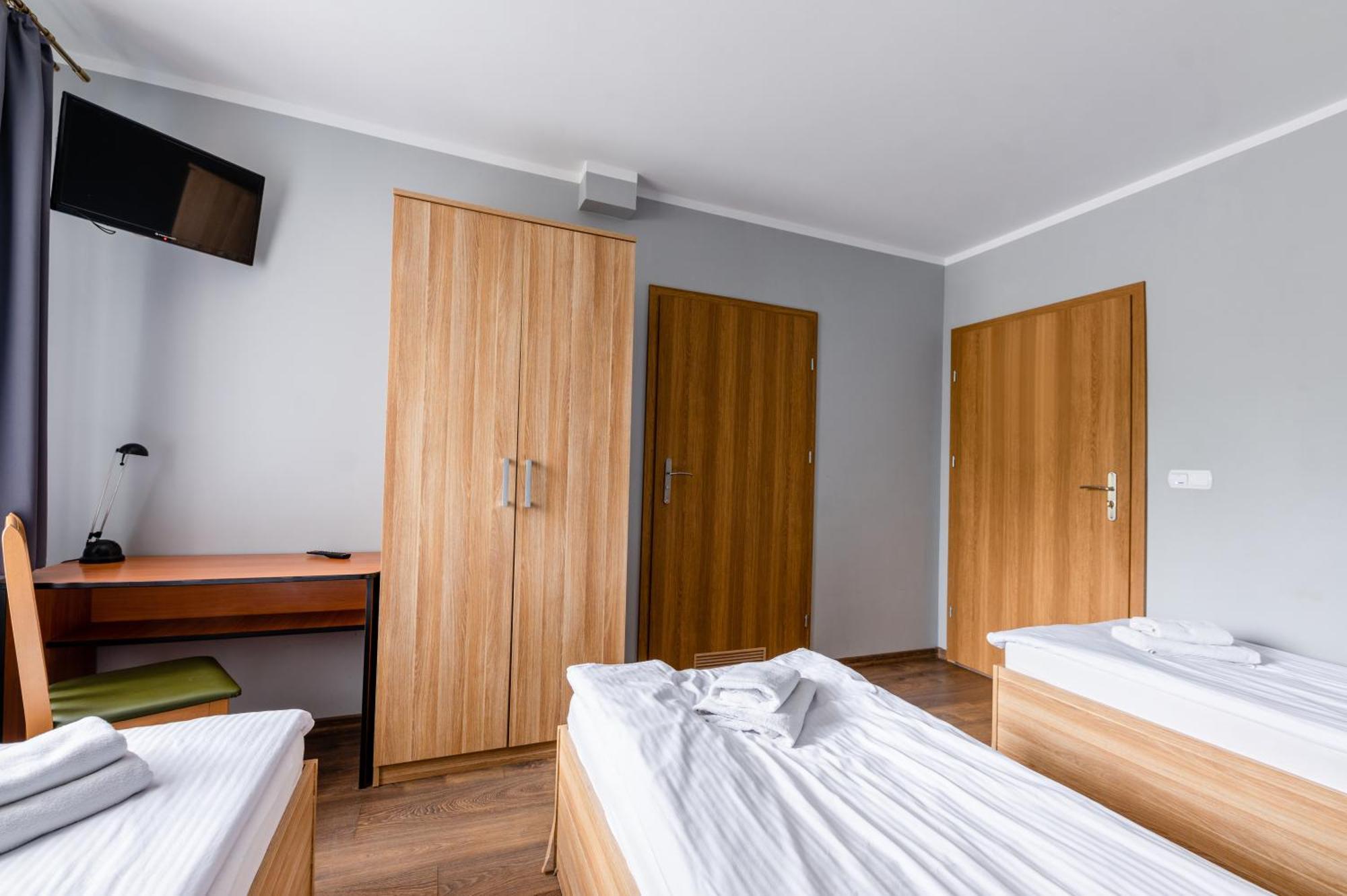 Sleep&Go Bed & Breakfast Lubliniec Bagian luar foto