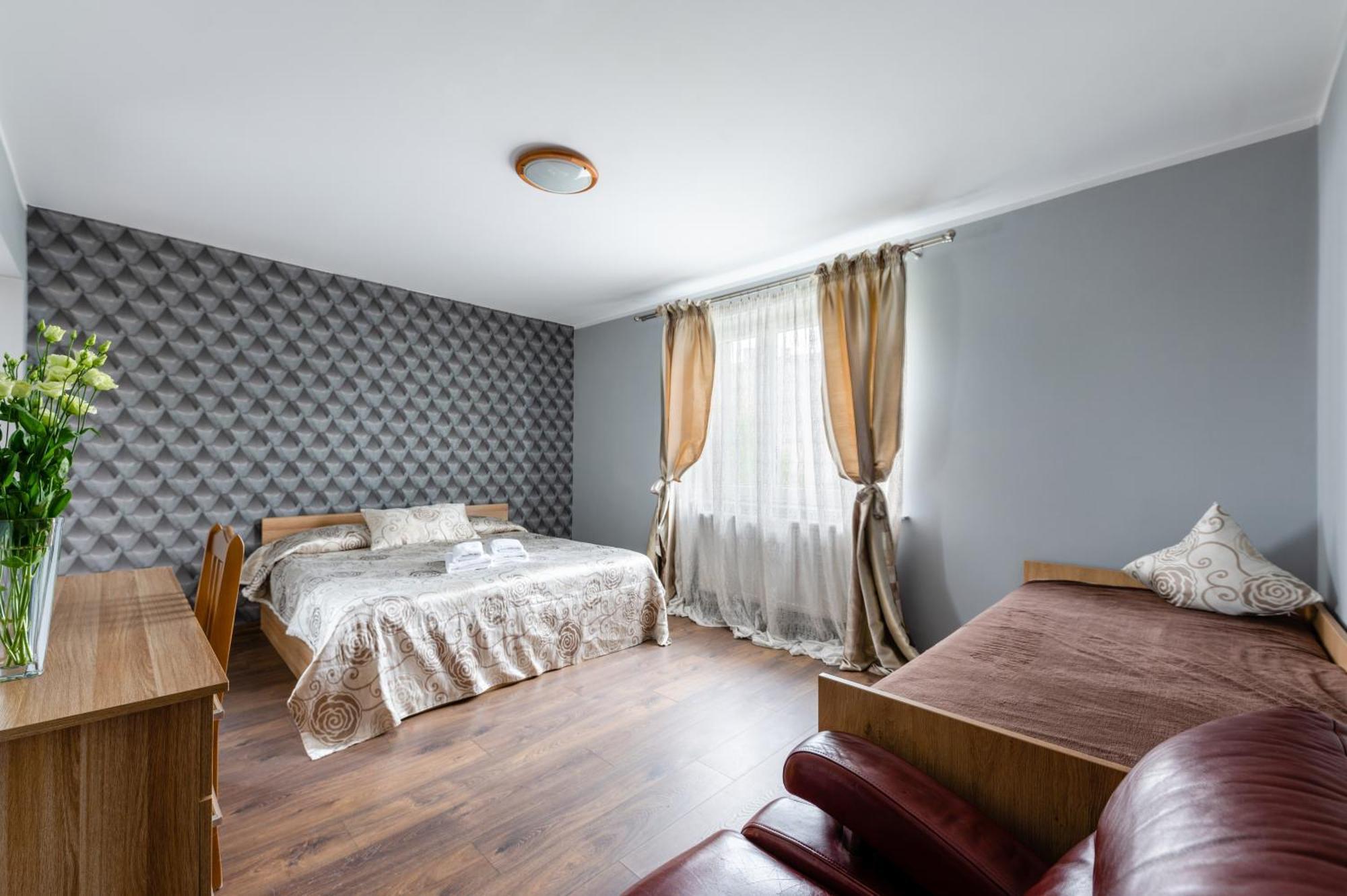 Sleep&Go Bed & Breakfast Lubliniec Bagian luar foto