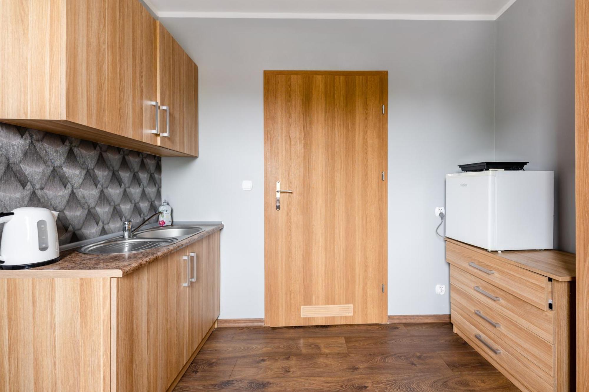 Sleep&Go Bed & Breakfast Lubliniec Bagian luar foto