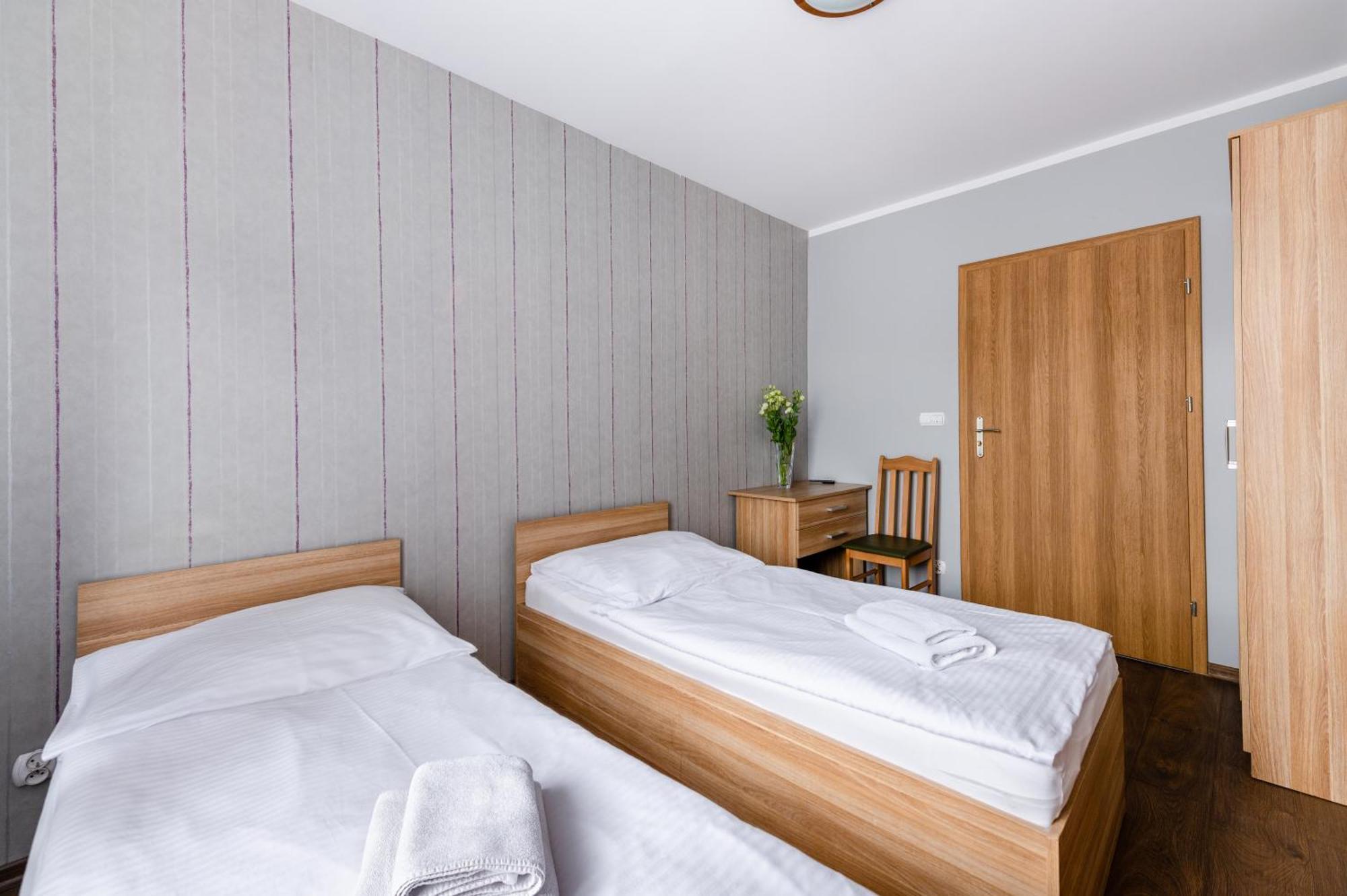 Sleep&Go Bed & Breakfast Lubliniec Bagian luar foto