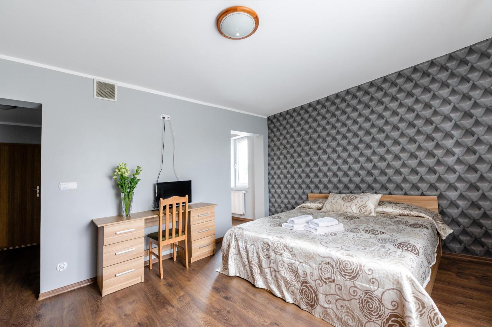 Sleep&Go Bed & Breakfast Lubliniec Bagian luar foto