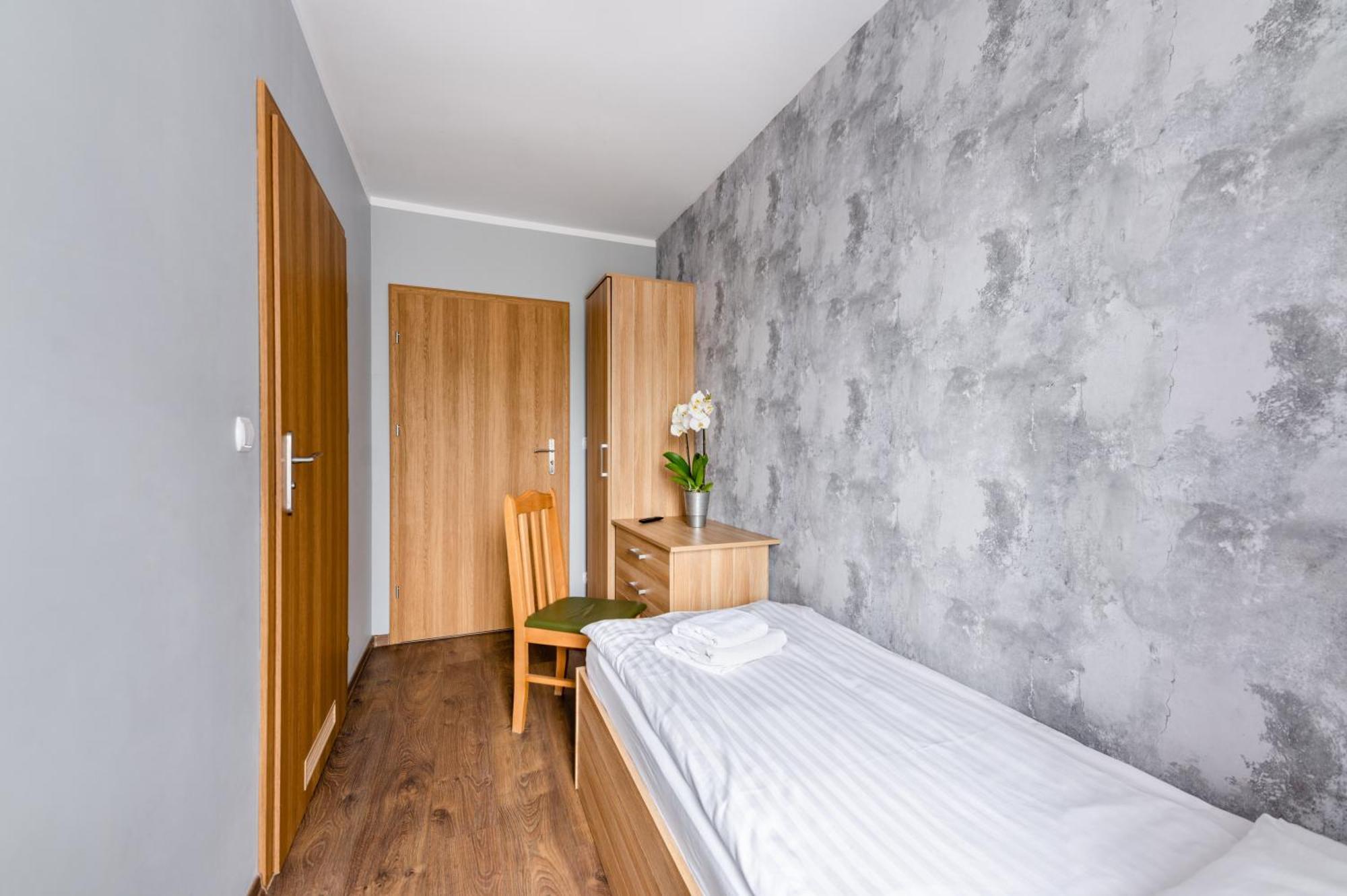 Sleep&Go Bed & Breakfast Lubliniec Bagian luar foto