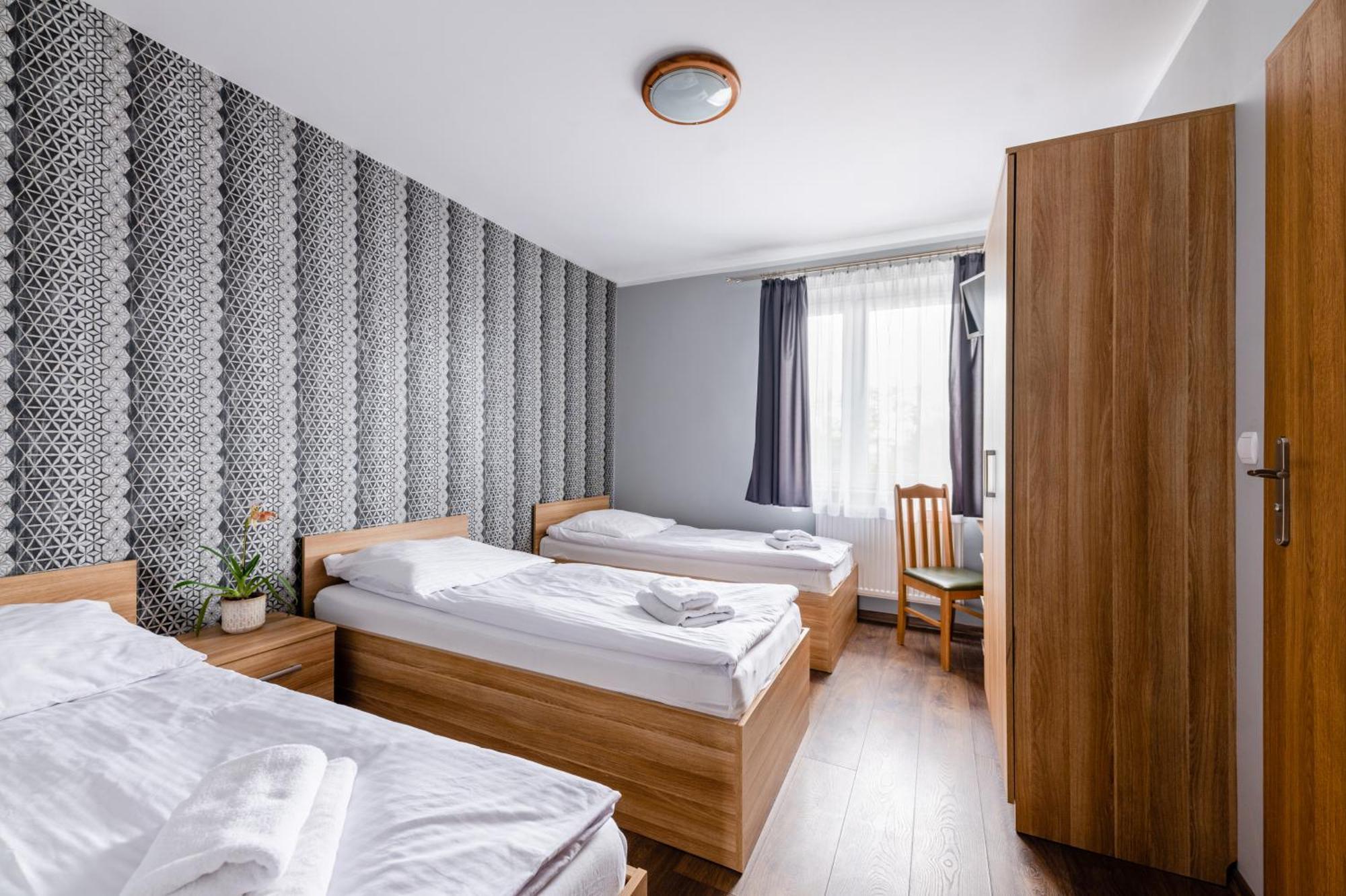 Sleep&Go Bed & Breakfast Lubliniec Bagian luar foto