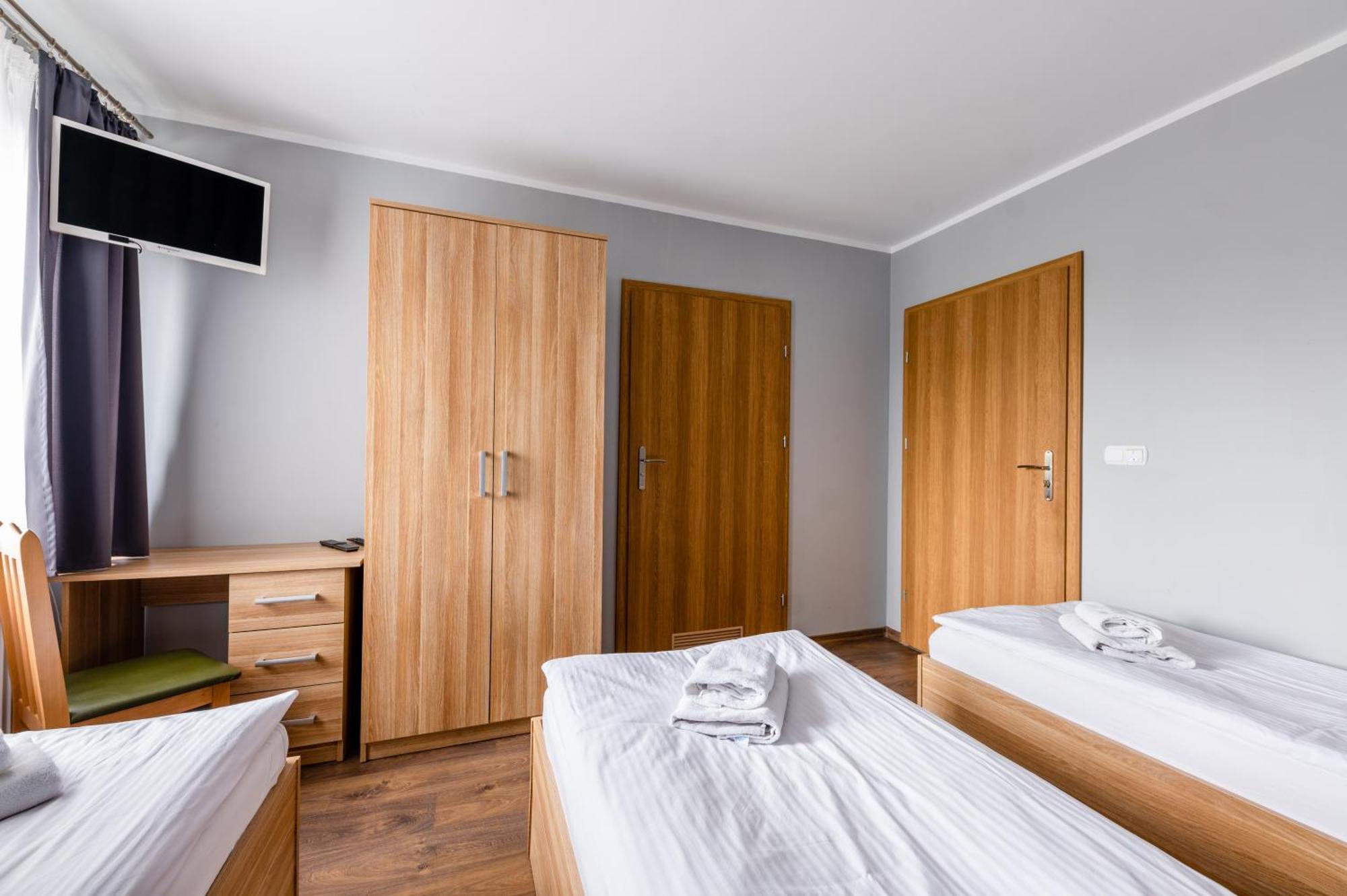 Sleep&Go Bed & Breakfast Lubliniec Bagian luar foto