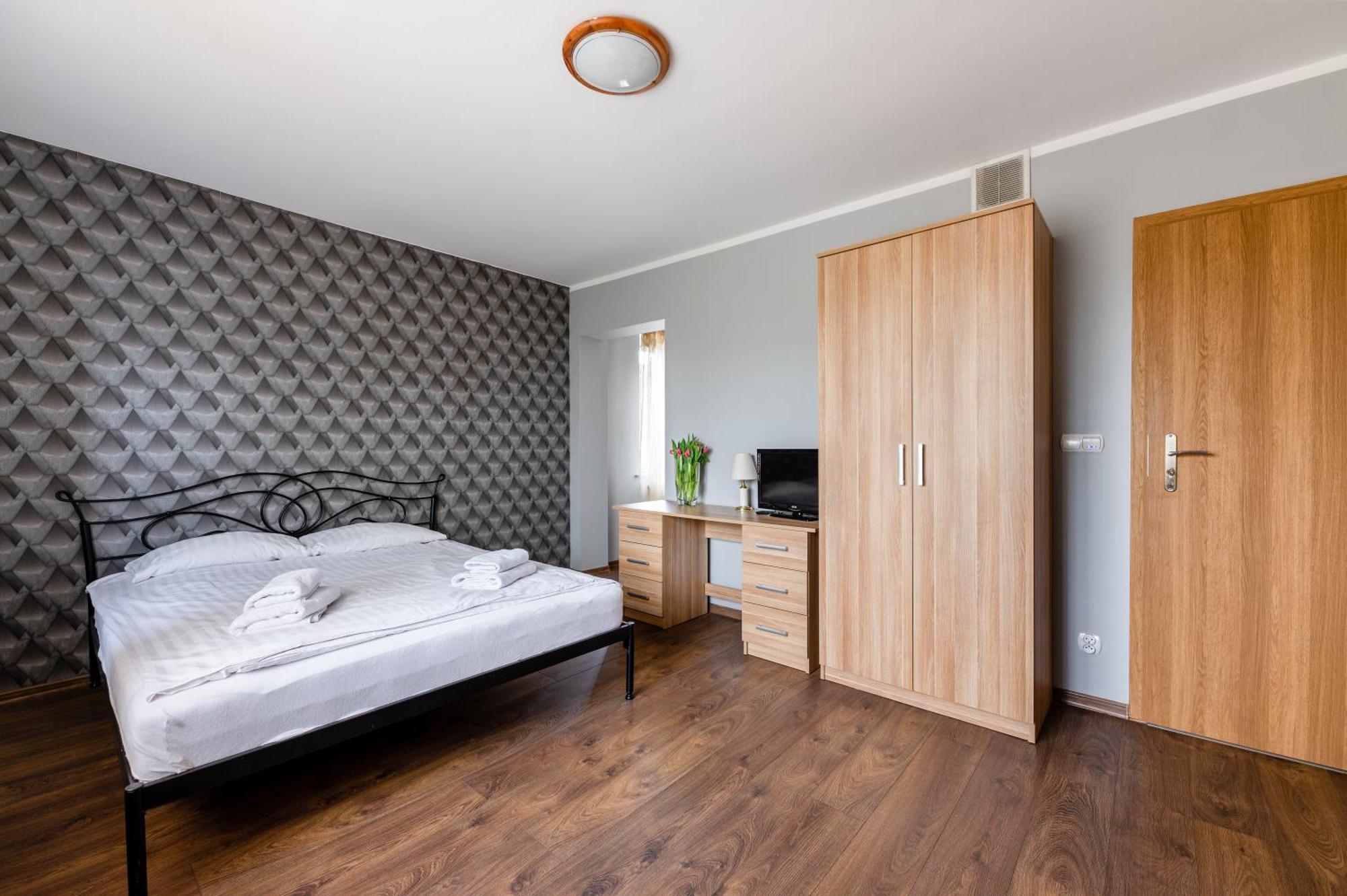 Sleep&Go Bed & Breakfast Lubliniec Bagian luar foto